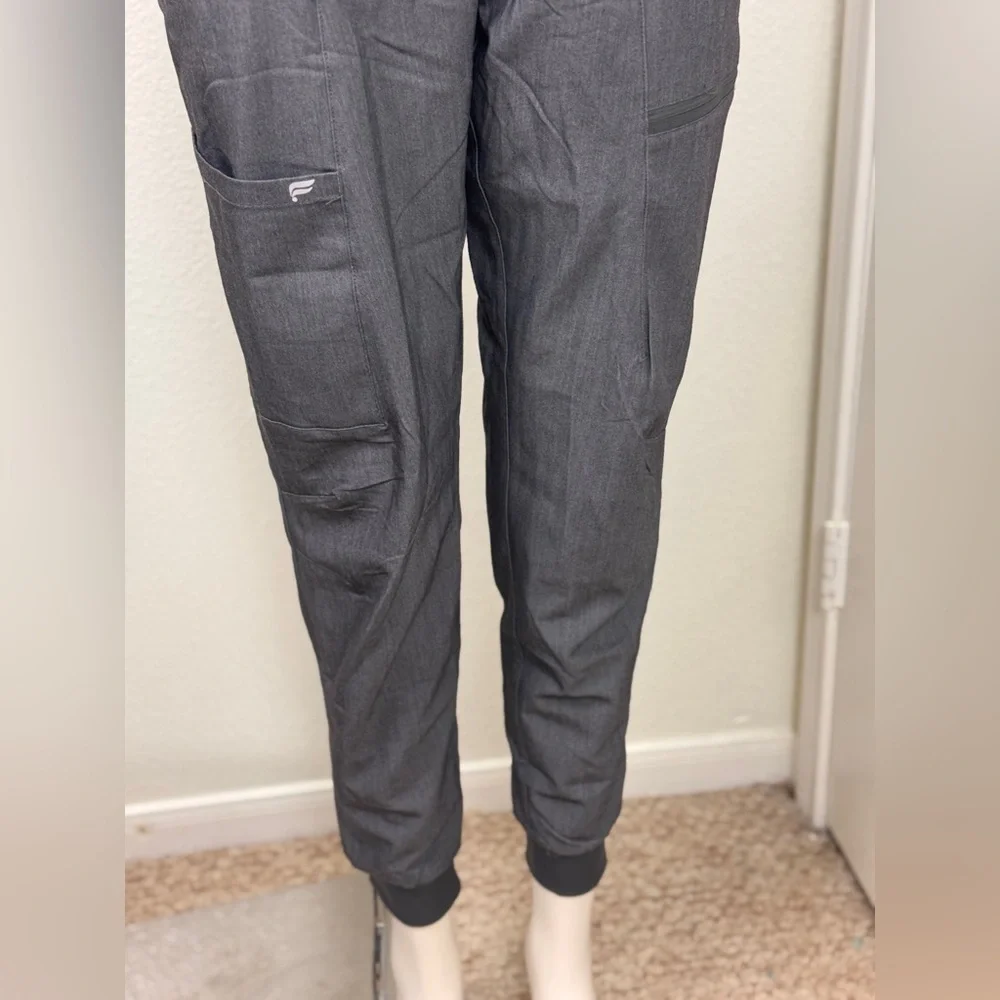 Figs Womens Zamora Scrub Joggers Size Small Gray